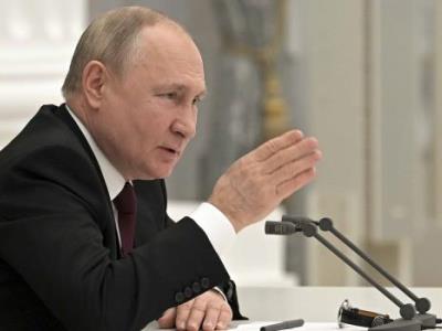Hungría  propuso a Putin declarar un