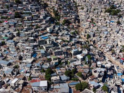 Creen grupos económicos y políticos apoyan a bandas en Haití
