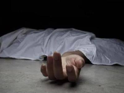 Cadáver de mujer permanece varias horas sin ser levantado