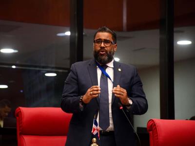 Someten proyecto de ley para regular inteligencia artificial