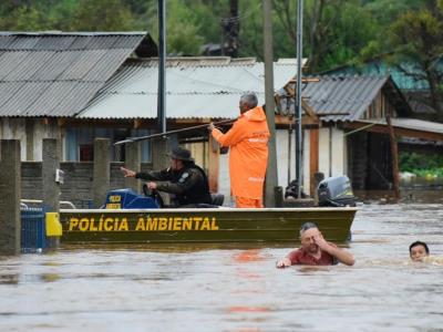 Suben a 31 las muertes por un ciclón en Brasil