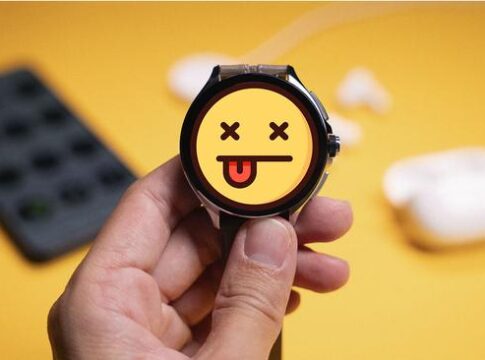 Arregla tú mismo la pantalla del reloj si no para de parpadear