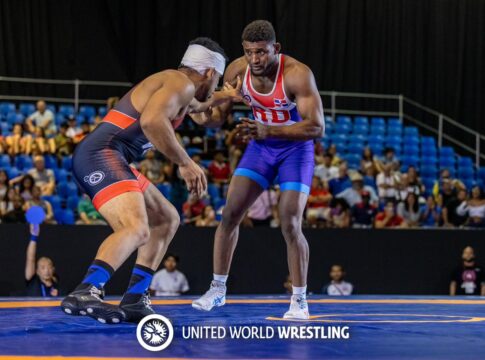 Luchador Luis Miguel Pérez Sosa clasifica a olimpíadas de París