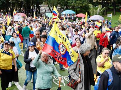 Miles De Colombianos Protestan Contra El Gobierno De Gustavo Petro ...