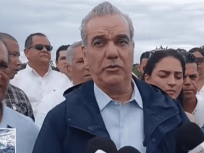 Abinader supervisa presas del Cibao ante lluvias del huracán Melissa