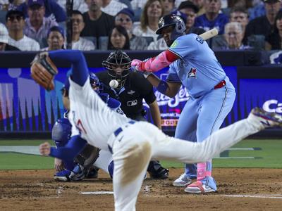 Guerrero Jr., sincronizó el bate en el prime time