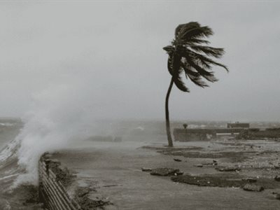 Jamaica reabre sus aeropuertos tras paso del huracán Melissa
